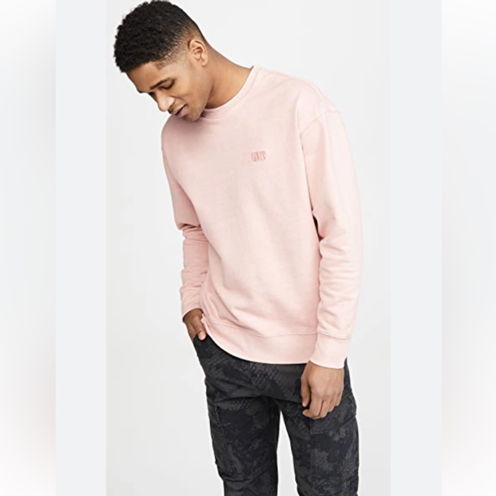 Levis Authentic Crewneck Sweatshirt Relaxed Fit in Garment Dye Pink. SizeXL(818)